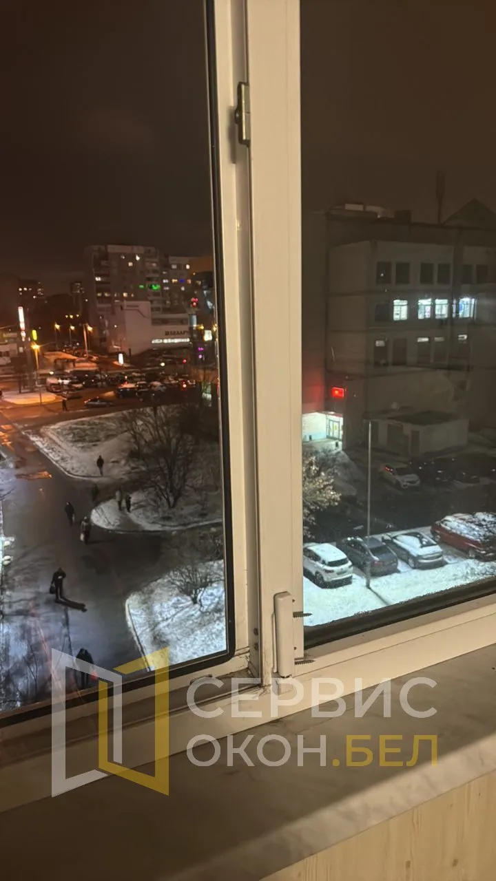 замена петель на окнах